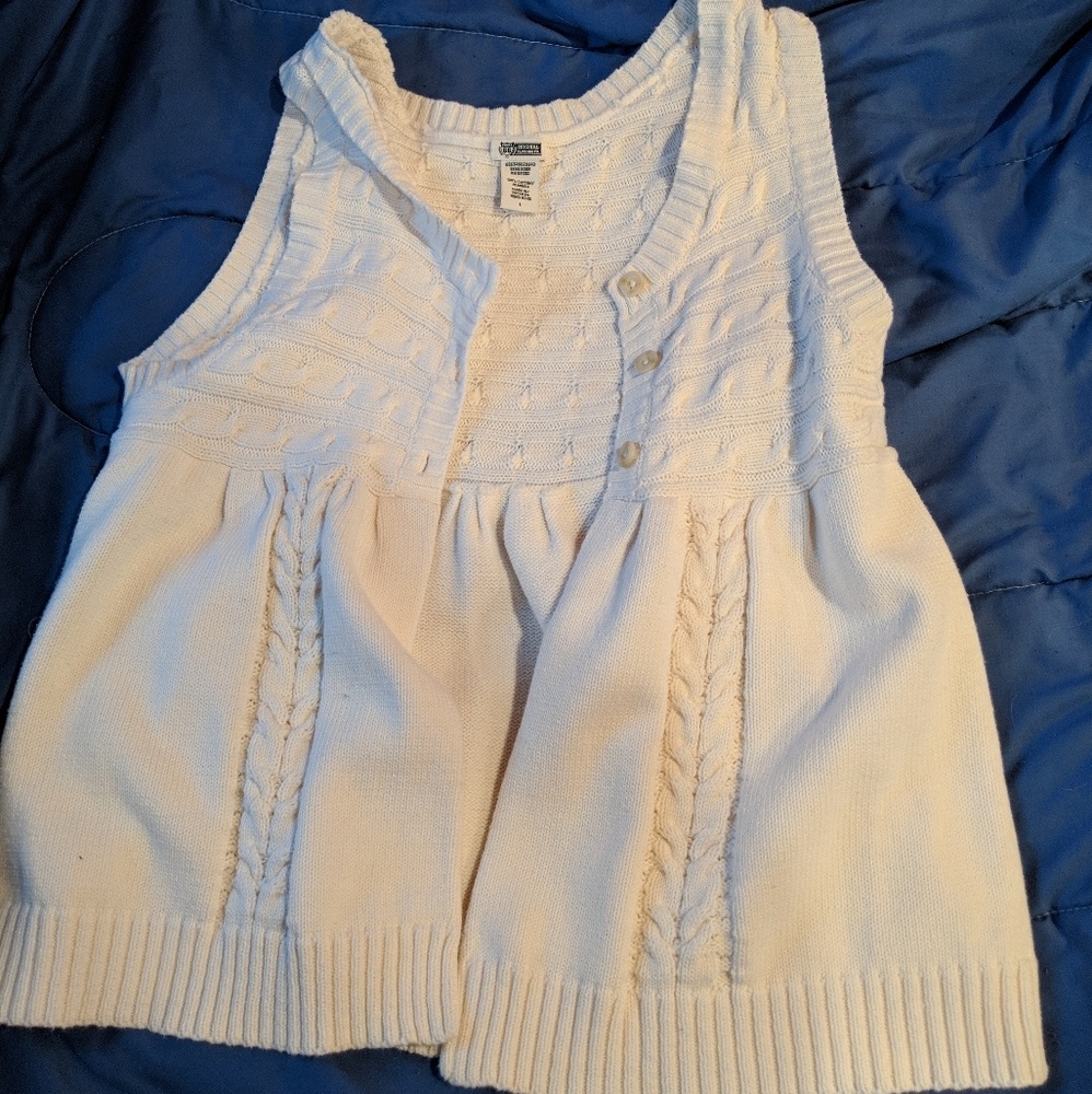 Sweater vest